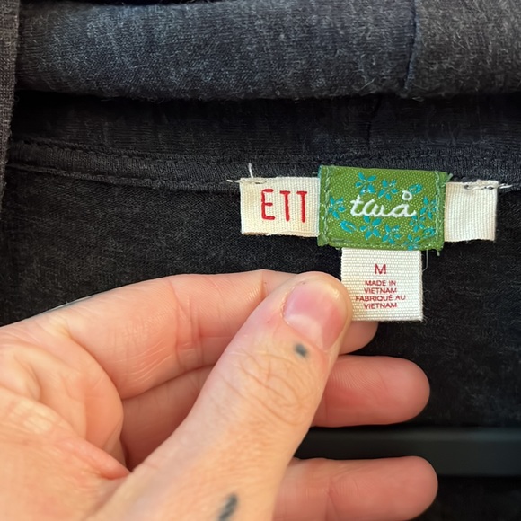 Ett Twa Anthropology Shirt - Picture 5 of 6